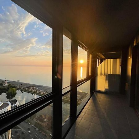 Batumi Alliance Palace Elegance Apartment Angisa Exterior photo